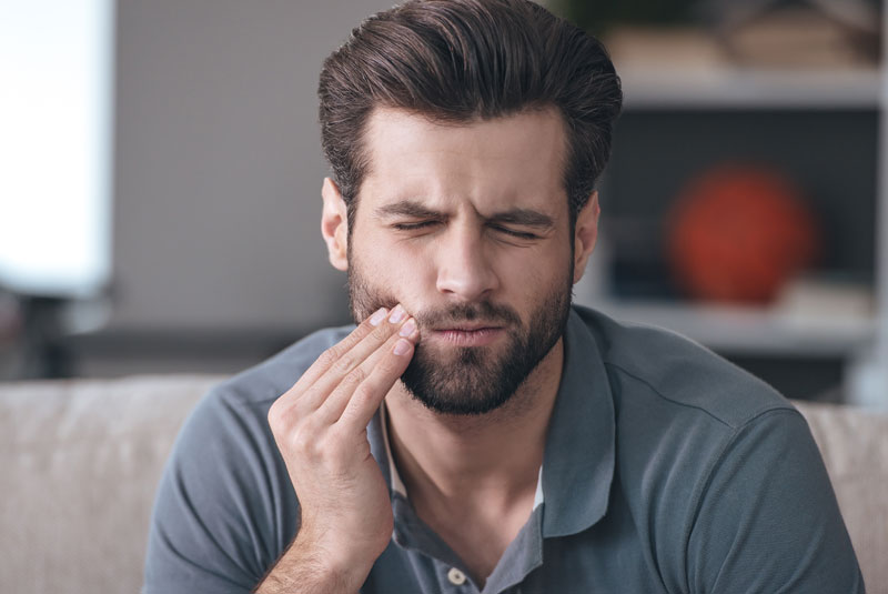 dental patient in need of tooth extraction